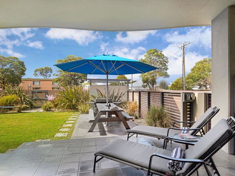 Serenity Shores (by Jervis Bay Rentals) - Accommodation Yamba 1