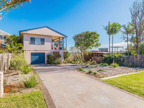 Shelleys 21 Pacific Street - Accommodation Yamba 3