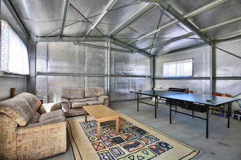 Shores - Pet-Friendly - 1 Min Walk To Beach - Accommodation Yamba 2