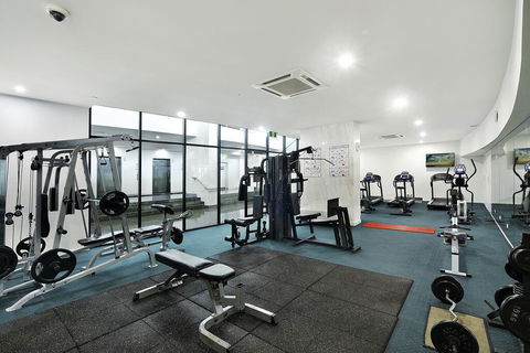 Sierra Grand Broadbeach - Accommodation Yamba 2