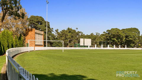 Skylark Executive Apartment Over Mosman - Accommodation Yamba 2