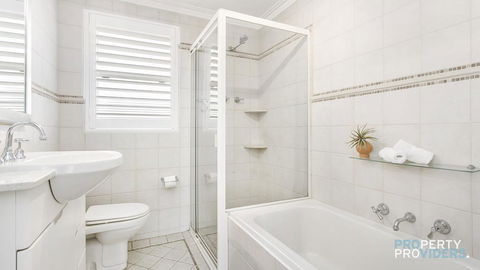 Skylark Executive Apartment Over Mosman - Accommodation Yamba 1