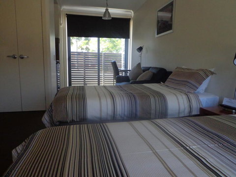 Smart Stayzzz Inns - Accommodation Yamba 1