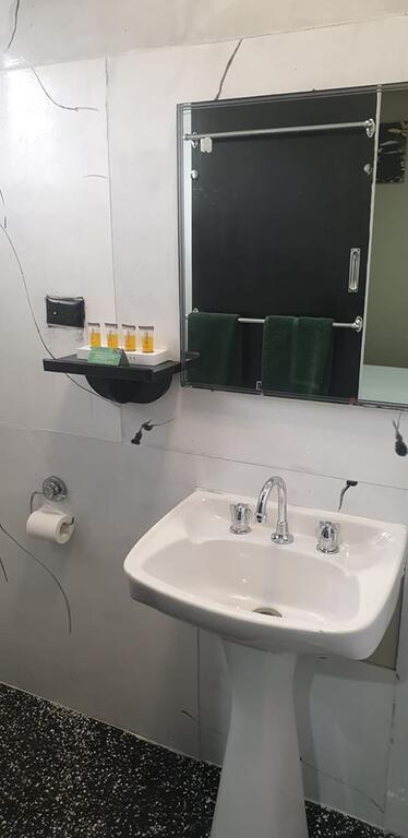 Smerdon Lodge Motel - Accommodation Yamba 3