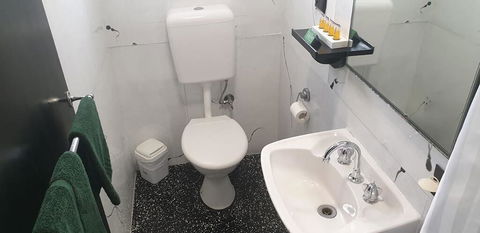 Smerdon Lodge Motel - Accommodation Yamba 1