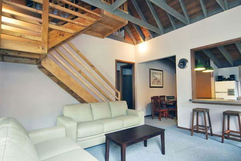 Smoko - Accommodation Yamba 3