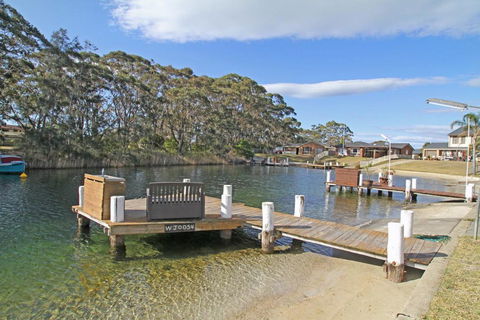 Snapper Lodge Waterfront - Accommodation Yamba 0