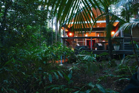Songbirds Rainforest Retreat - Accommodation Yamba 0