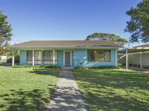 Soundwaves - Games Room With Table Tennis - Accommodation Yamba 2