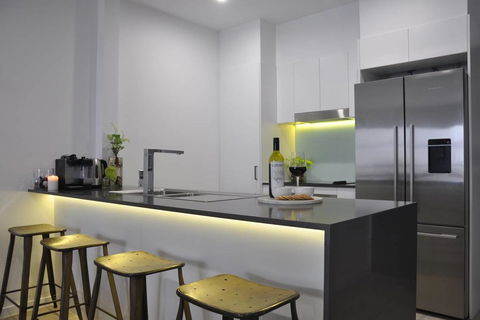 Spacious 2 Bed 2 Bath Unit - LUMA APARTMENTS - Accommodation Yamba 2