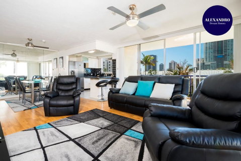 SPACIOUS RESORT STYLE APARTMENT And PARKING INC - Accommodation Yamba 0
