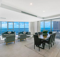 Spectacular Five Star Panoramic Oceanview Sub-Penthouse - Accommodation Yamba
