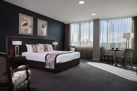 Springfield Lakes Boutique Hotel - Accommodation Yamba 2