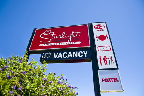 Starlight Motor Inn - Accommodation Yamba 1