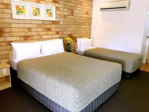 Starlight Motor Inn - Accommodation Yamba 0
