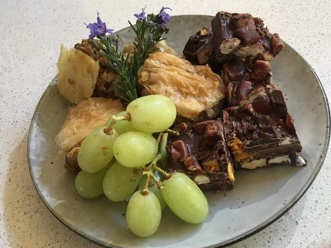 Stephanies Country Cottages - Accommodation Yamba 0
