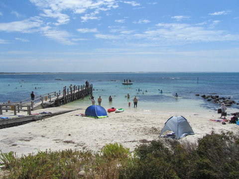 Storm Bay Cottage - Accommodation Yamba 3