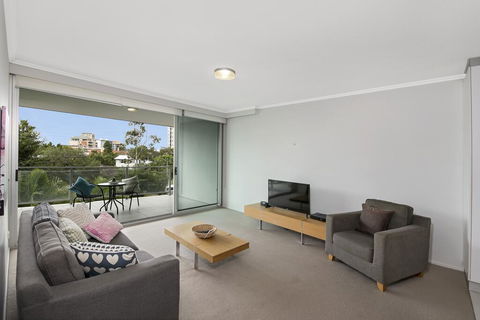 Story Apartments - Accommodation Yamba 2