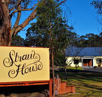 Straw House B and B - Accommodation Yamba