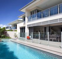 Stunning Beachside Home minutes from Coolum Beach - Accommodation Yamba