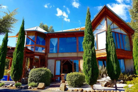 STUNNING HOME WITH AMAZING VIEWS - Just 20 Mins To The City And Only 10 To MONA! - Accommodation Yamba 3