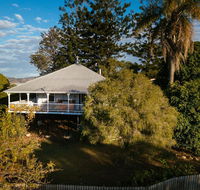 Stunning Queenslander - Accommodation Yamba