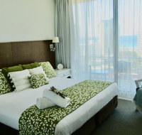 Stunning Surfers Paradise Apartment - Accommodation Yamba