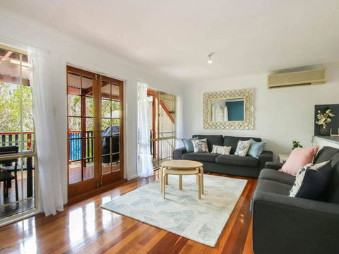 Stylish 3 Bedroom Family Home In Leafy Paddington - Accommodation Yamba 3