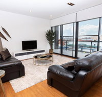 Stylish Inner City Penthouse Apartment - Accommodation Yamba