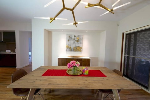 Stylish Luxe House For Big Group Near Shopping Center - Accommodation Yamba 2