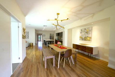 Stylish Luxe House For Big Group Near Shopping Center - Accommodation Yamba 0