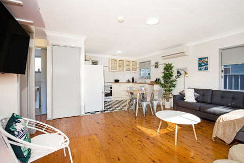 Sun Shack @ Culburra - Pet Friendly - 3 Mins To Beach - Accommodation Yamba 3