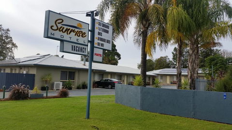 Sunrise Motel - Accommodation Yamba 0