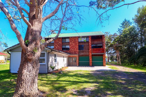 Sunset Lodge - Accommodation Yamba 1