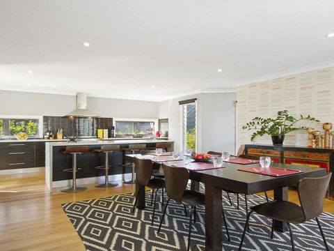 Sunshine Beach House-25 Metre Walk To The Beach - Accommodation Yamba 2