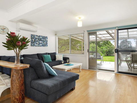 Sunshine Dazed - Walk To Shops And Cafes - Accommodation Yamba 2