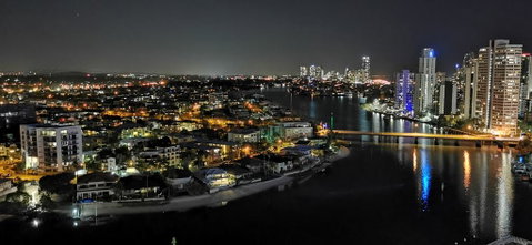 Superb Surfers Paradise Apartment - Top Location! - Accommodation Yamba 3