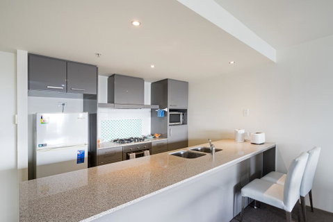 Superb Surfers Paradise Apartment - Top Location! - Accommodation Yamba 2