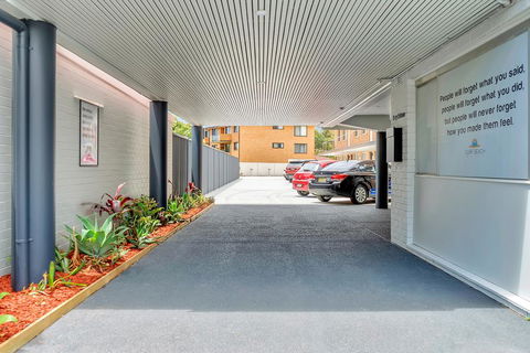 Surf Beach Motel Port - Accommodation Yamba 1