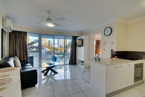 Surf Parade Resort - Accommodation Yamba 3