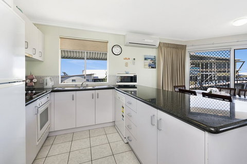 Surfcomber On The Beach - Accommodation Yamba 2