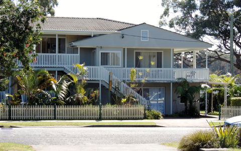 Sussex Shores - Accommodation Yamba 0