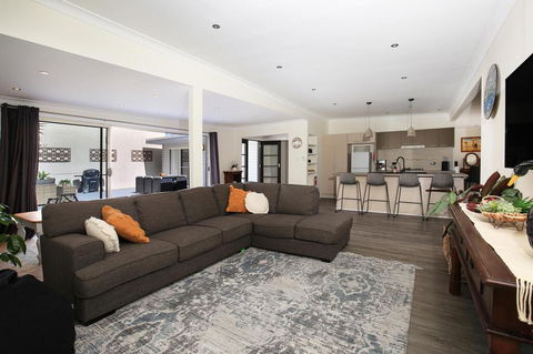 Swanway - Pet Friendly - 10 Min Walk To Beach - Accommodation Yamba 0