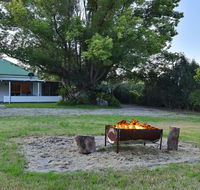 Tabitha Hill Cottage - Accommodation Yamba