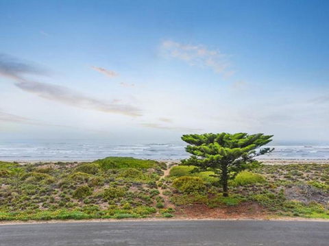 Tahren Beachfront Shack - Accommodation Yamba 3