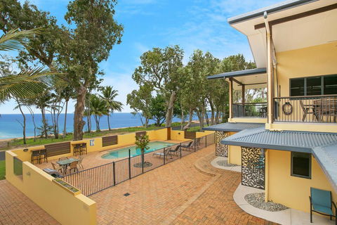 Taihoa Holiday Units Adults Only - Accommodation Yamba 1