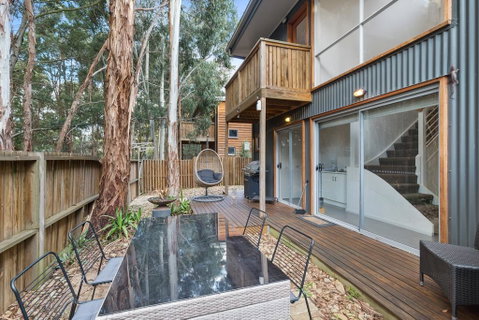 Tangles - Accommodation Yamba 2