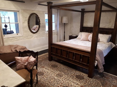 Tanilba House - Accommodation Yamba 0