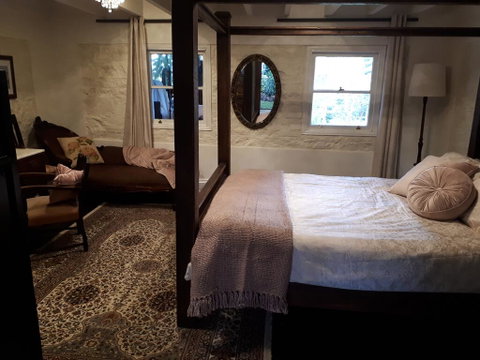 Tanilba House - Accommodation Yamba 1
