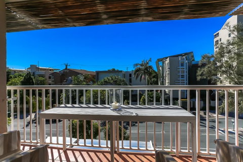 Taranaki Apartment - Accommodation Yamba 0